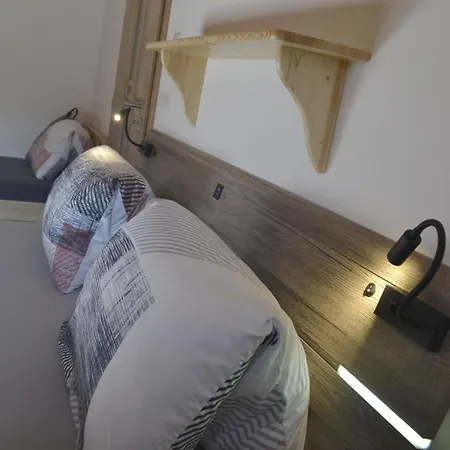 Pod Jestedem Apartment *